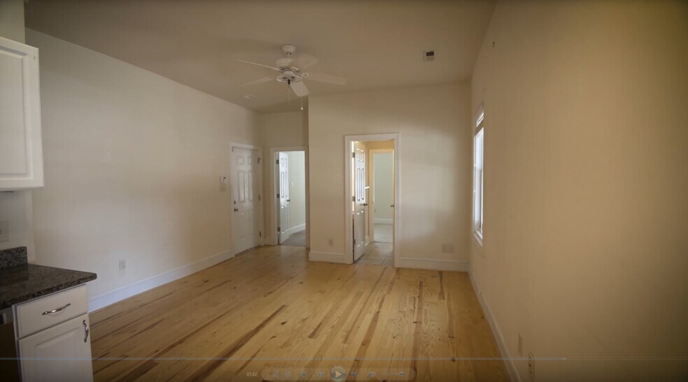 Building Photo - 2123 E Marshall St