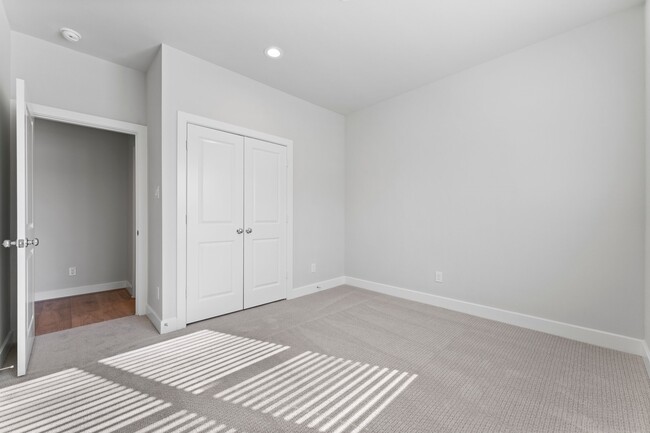 Building Photo - 5904 Jasper Jones Wy