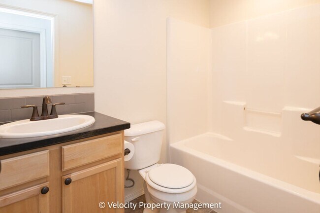 Building Photo - Great Home with Fully Fenced Back Yard.
