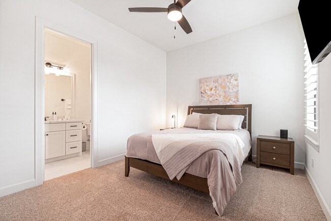 Building Photo - 1703 Madera Oaks Ct
