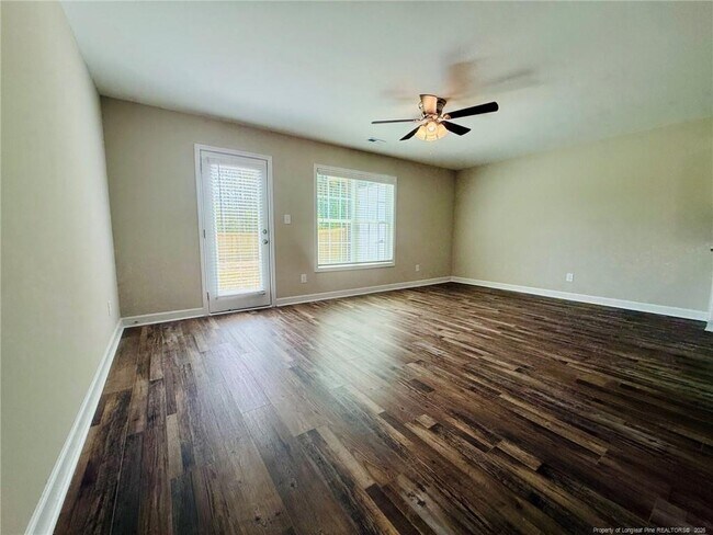 Building Photo - 8115 King Rd