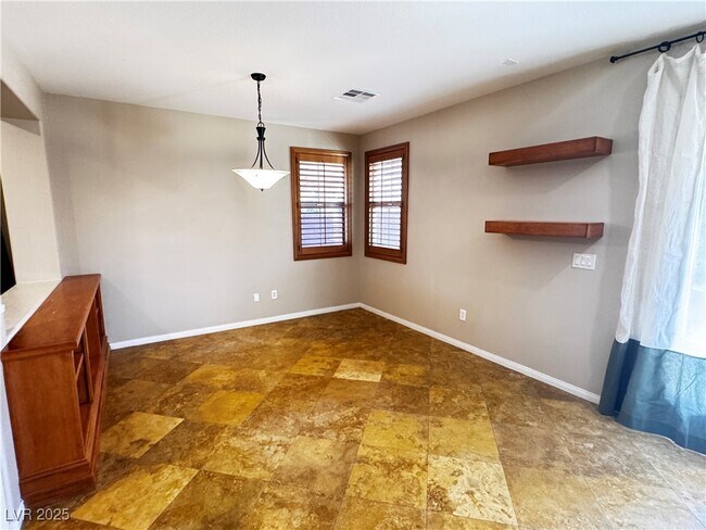 Building Photo - 5361 Candlespice Way