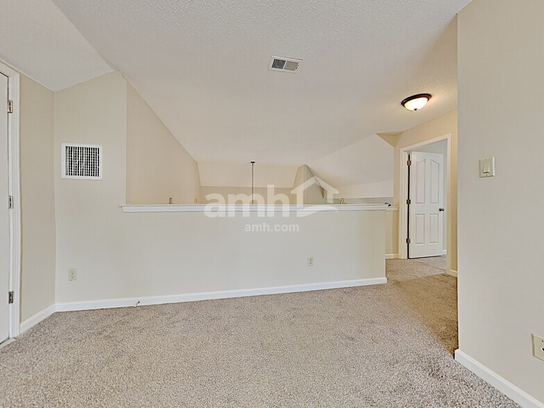 Building Photo - 1494 Appling Wood Cove S