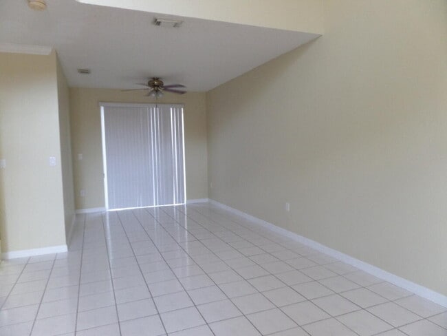 Building Photo - 2233 NW 161st Ave