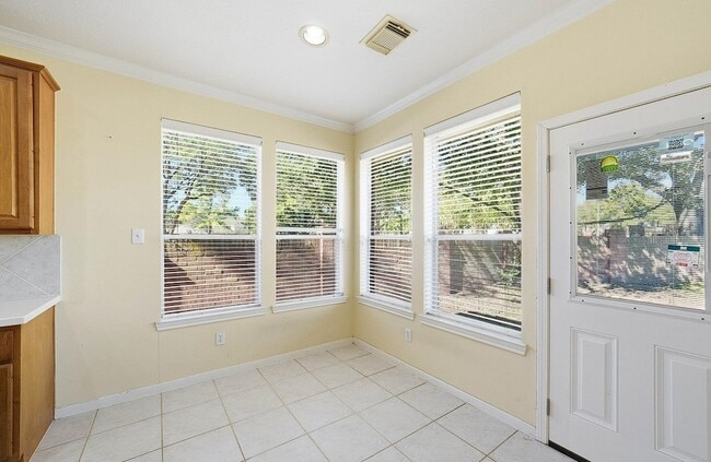 Building Photo - 22314 Ivy Stone Ct