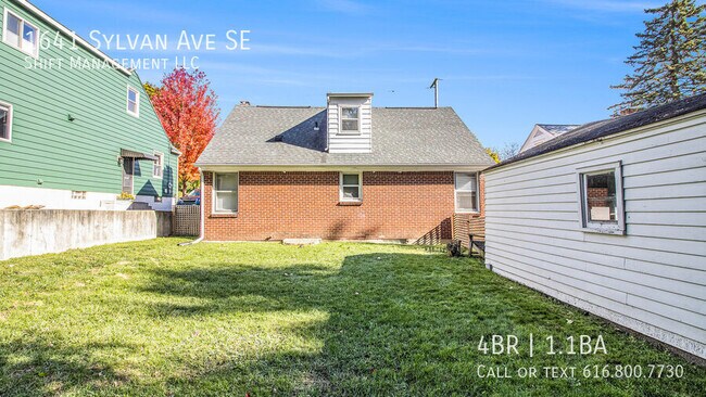 Building Photo - 1641 Sylvan Ave SE