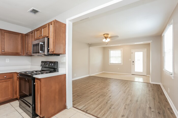 Building Photo - 980 McTyre Ct