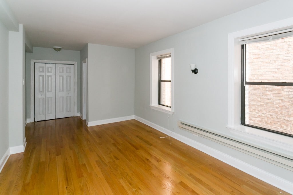 Building Photo - 1314 N Dearborn St