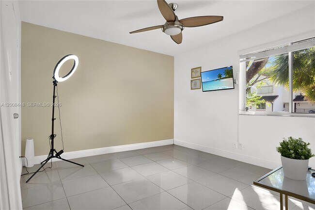 Building Photo - 9503 SW 140th Ct