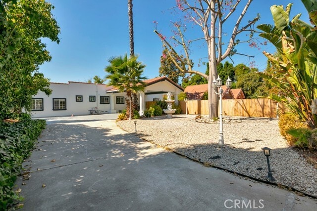 Building Photo - 5719 Beckford Ave