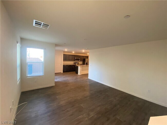 Building Photo - 6882 Magenta Moon St