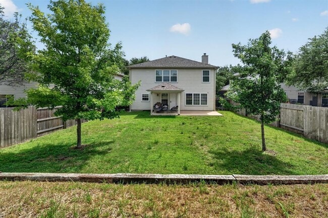 Building Photo - 816 Rusk Rd