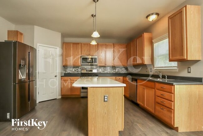 Building Photo - 445 Peruque Hills Pkwy