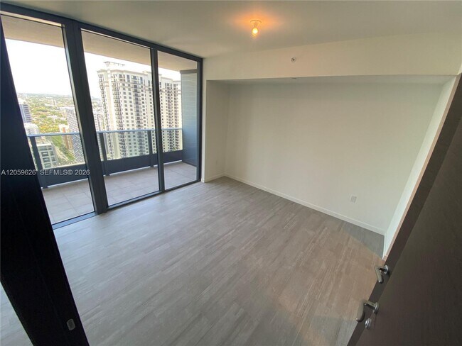 Building Photo - 1000 Brickell Plaza