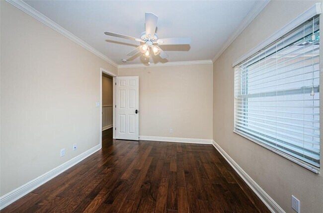 Building Photo - 4916 Milano Ct NE