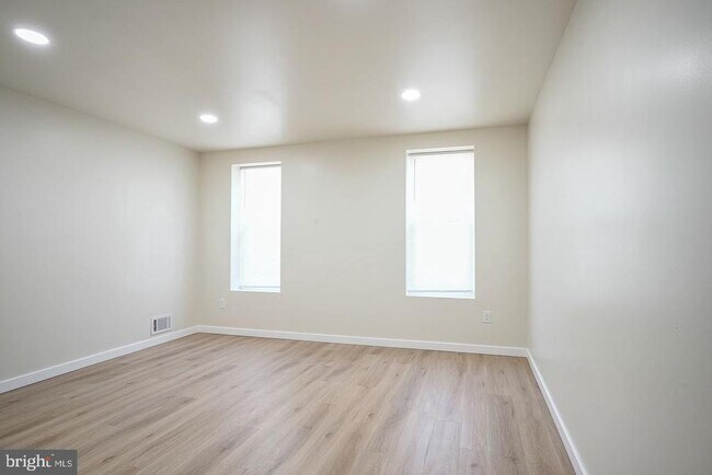 Building Photo - 1830 Filmore St