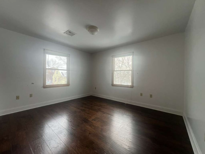 Building Photo - 644 Summer St