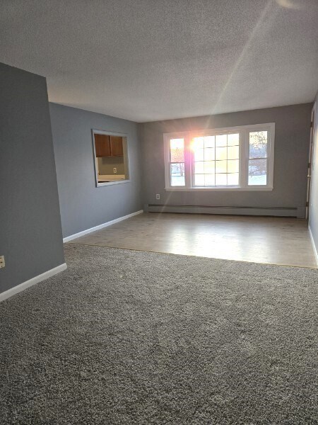 Building Photo - 19 Chapman Ave