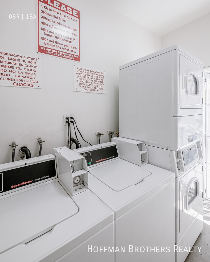 Building Photo - 6169 Coldwater Canyon Ave