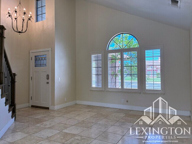 Building Photo - Beautiful, Folsom Home with Pool & Spa in ...