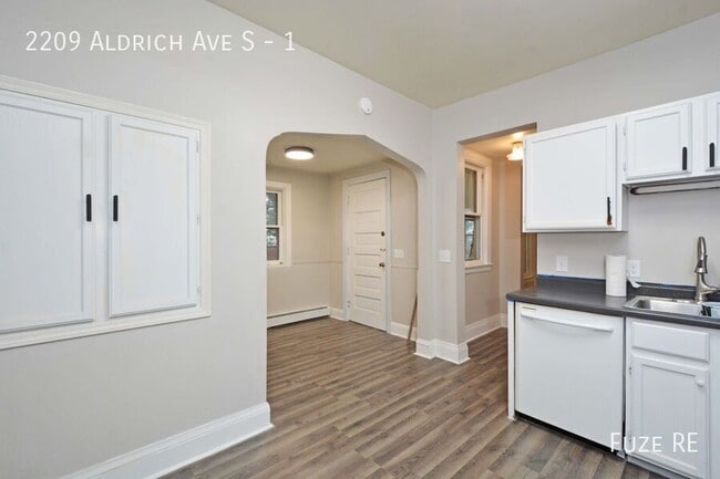 Building Photo - 2209 Aldrich Ave S