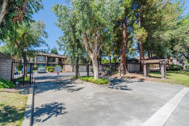 Building Photo - 39191 Argonaut Way