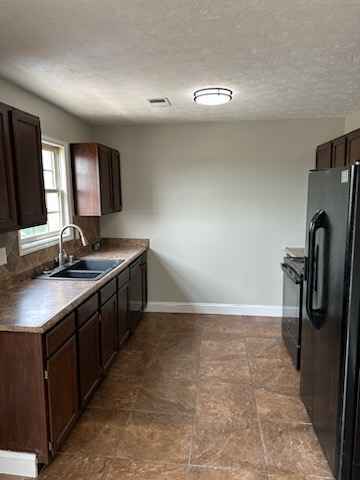 Building Photo - 168 S Killarney Ln