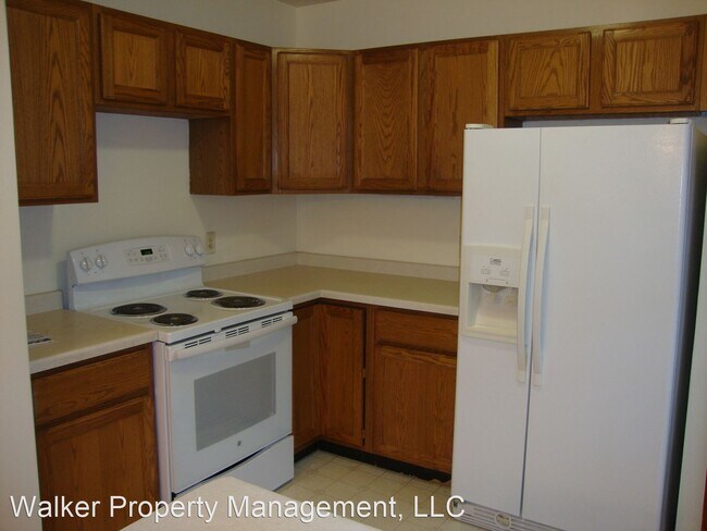 Building Photo - 4 br, 2 bath House - 1128 W. State Street