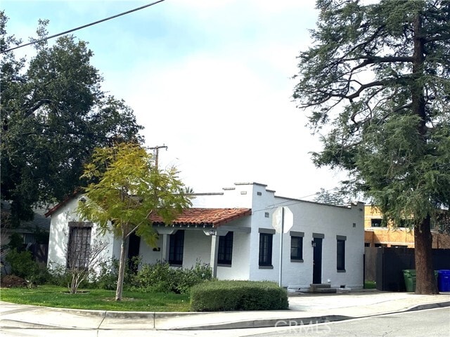 Building Photo - 291 N 6th Ave