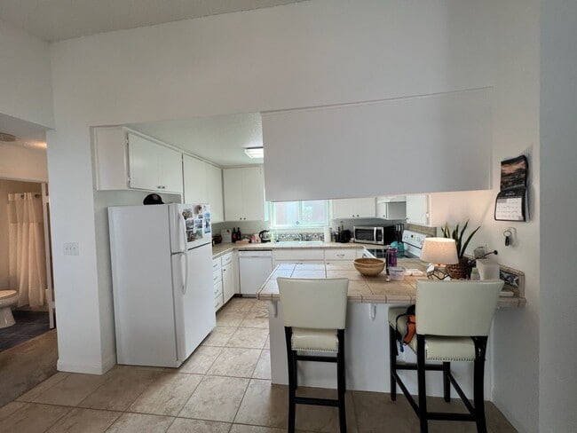 Building Photo - Two bedroom patio home located in NW Modesto!