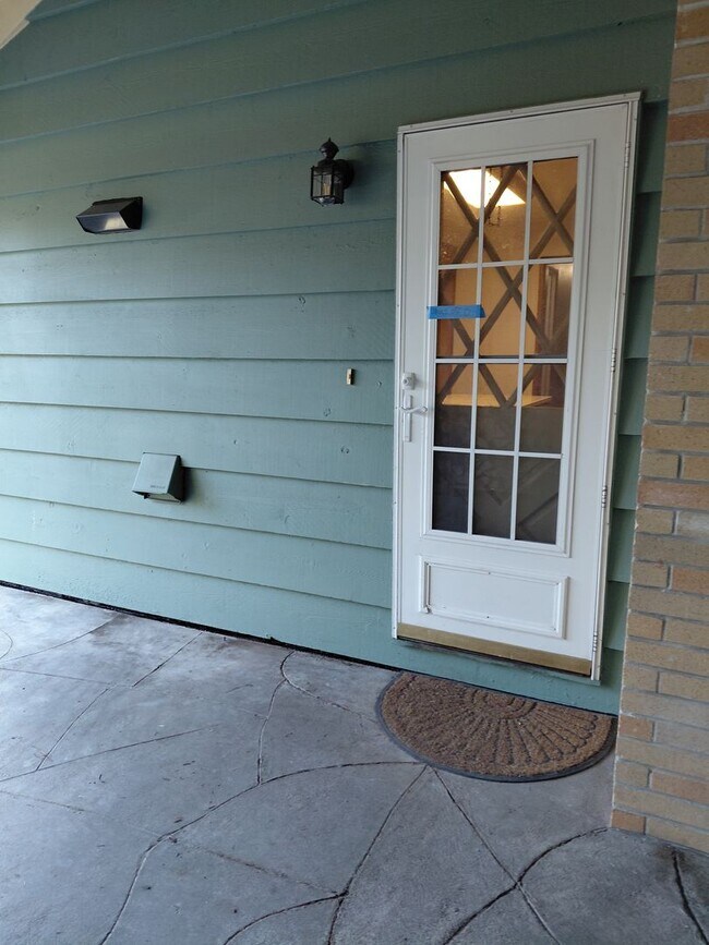 Building Photo - Silverdale Area Home