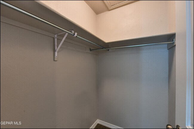 Building Photo - 917 Odle Pl