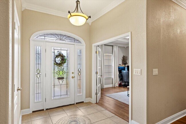 Building Photo - 3269 McMillan Creek Dr