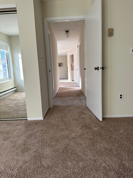 Building Photo - 156 Cross Slope Ct