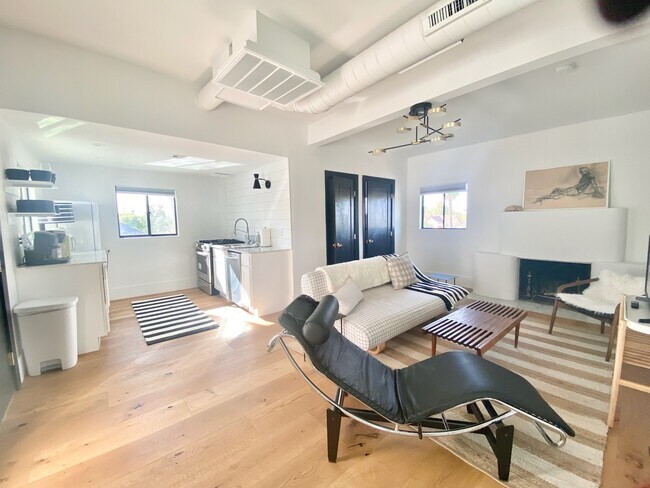 Building Photo - 1804 Palmcroft Way NW