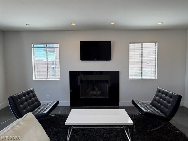 Building Photo - 3988 Delos Dr