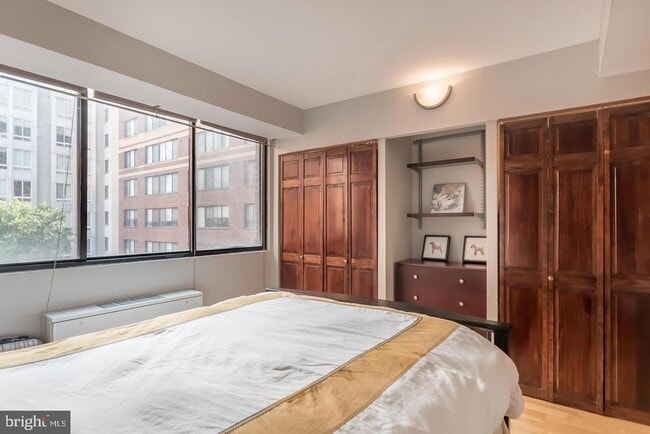 Building Photo - 1245 13th St NW