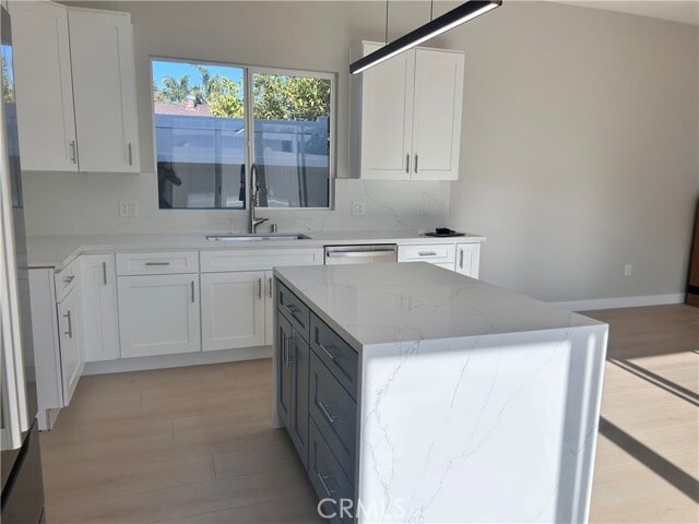 Building Photo - 7404 Hatillo Ave