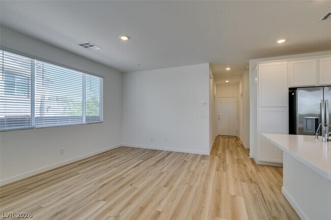 Building Photo - 1031 Valeria Rdg Ln