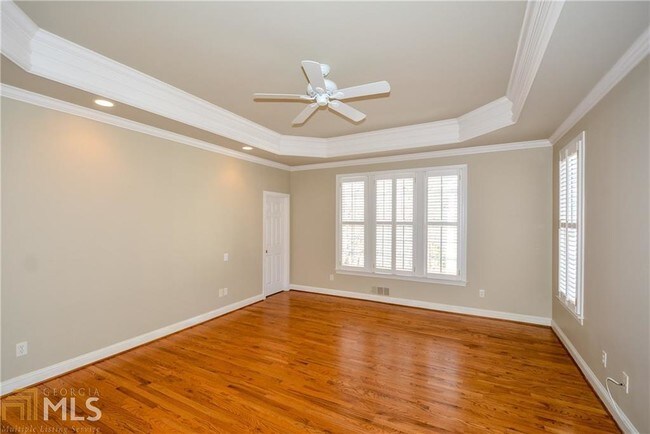 Building Photo - 1152 Bellewood Square