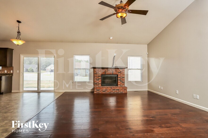 Building Photo - 3 Lost Canyon Ct