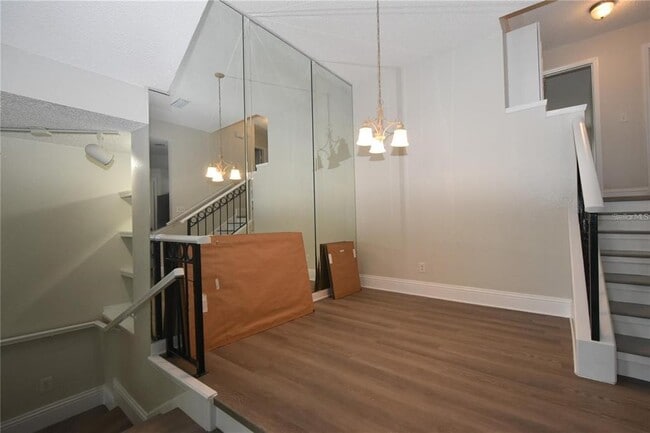 Building Photo - 609 Island Pl Wy