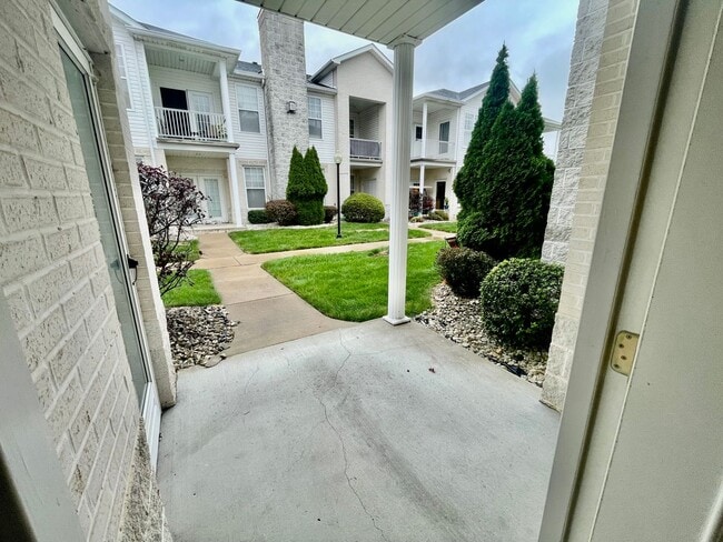 Building Photo - 2 bed 2 bath- Adams Point