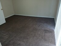 Building Photo - 510 S Poplar St