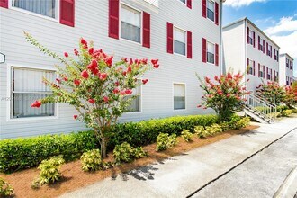 Building Photo - 6011 Winegard Rd