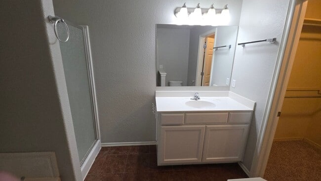 Building Photo - Clean 3 bed 2 bath  - Owasso schools