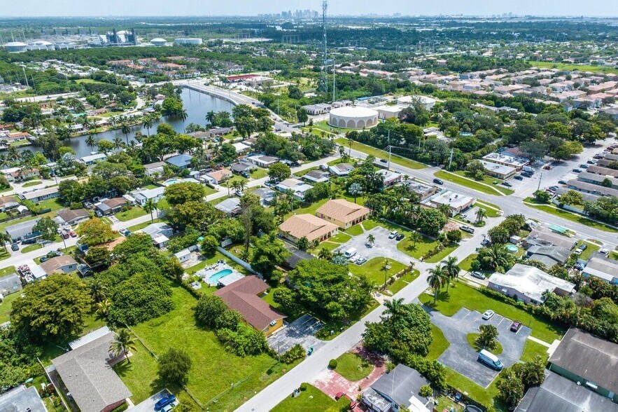 Dania Beach, hollywood aerial view - 4216 SW 51st St