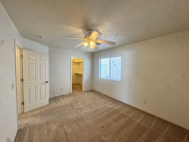 Building Photo - 3423 McCormick Blvd