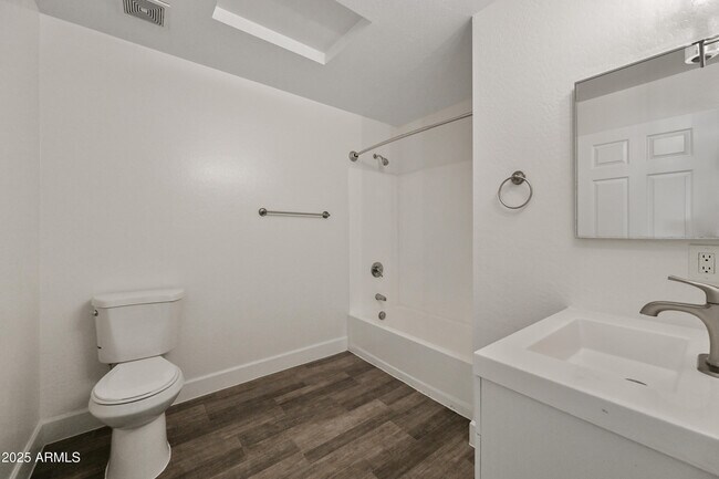 Building Photo - 3065 N 67th Ave