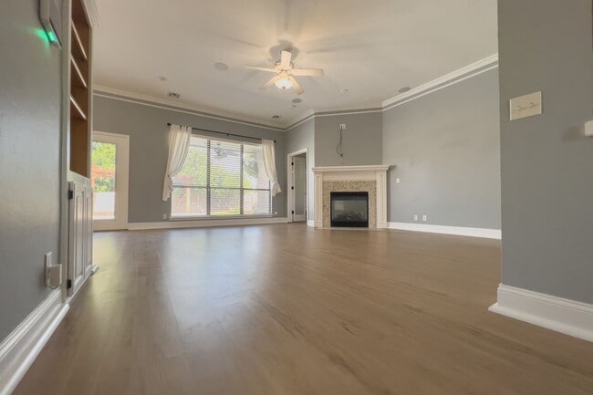 Building Photo - 17300 Zinc Dr